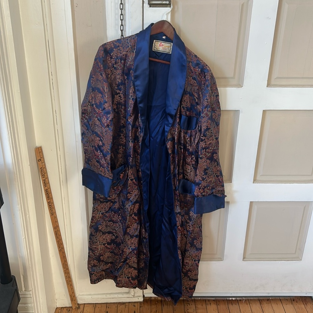 Solz Squirrel Mens Satin Chinese Dragon Lounging/Smoking Jacket